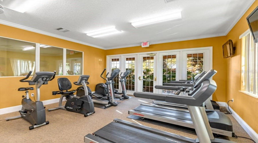 DAVENPORT, Florida 33897, 6 Bedrooms Bedrooms, ,5 BathroomsBathrooms,Residential,For Sale,SOLANA,0,MFRS5148085