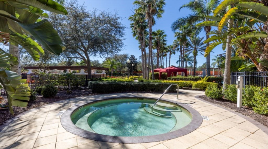 DAVENPORT, Florida 33897, 6 Bedrooms Bedrooms, ,5 BathroomsBathrooms,Residential,For Sale,SOLANA,0,MFRS5148085