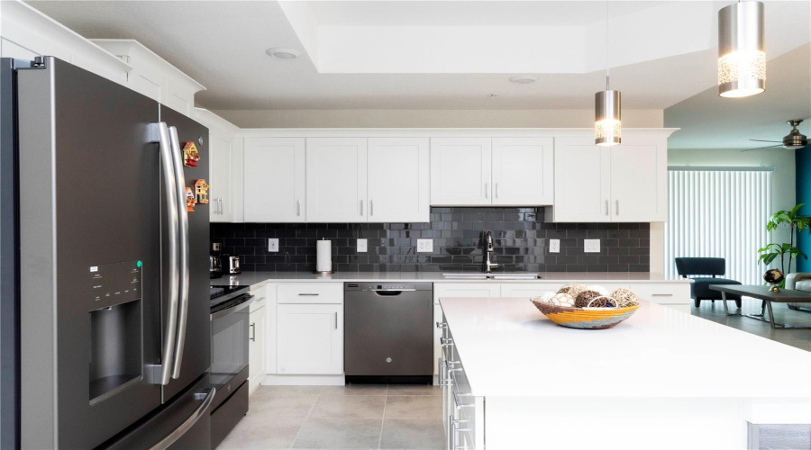 KISSIMMEE, Florida 34746, 3 Bedrooms Bedrooms, ,2 BathroomsBathrooms,Residential,For Sale,PARADOX,0,MFRS5148146