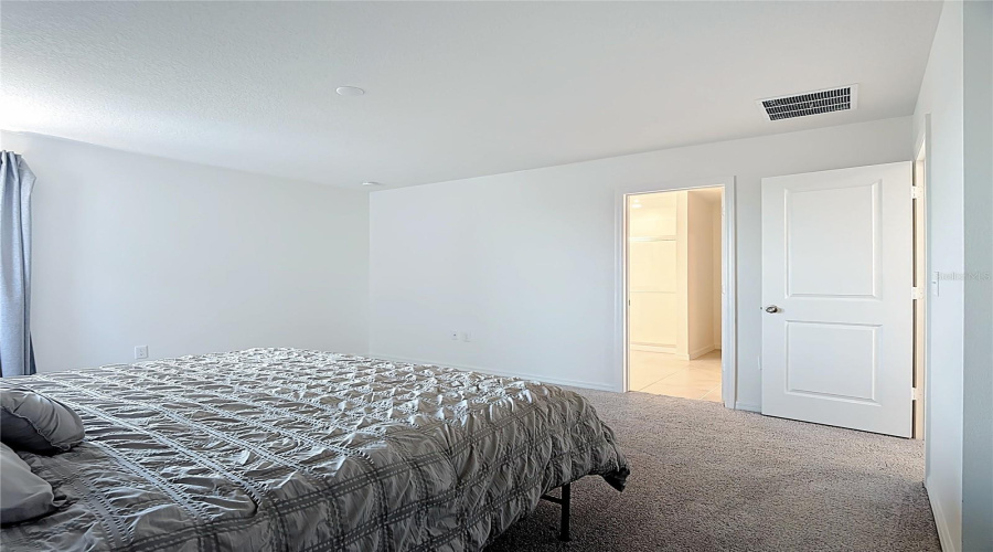 Owner's suite with private owner's bathroom