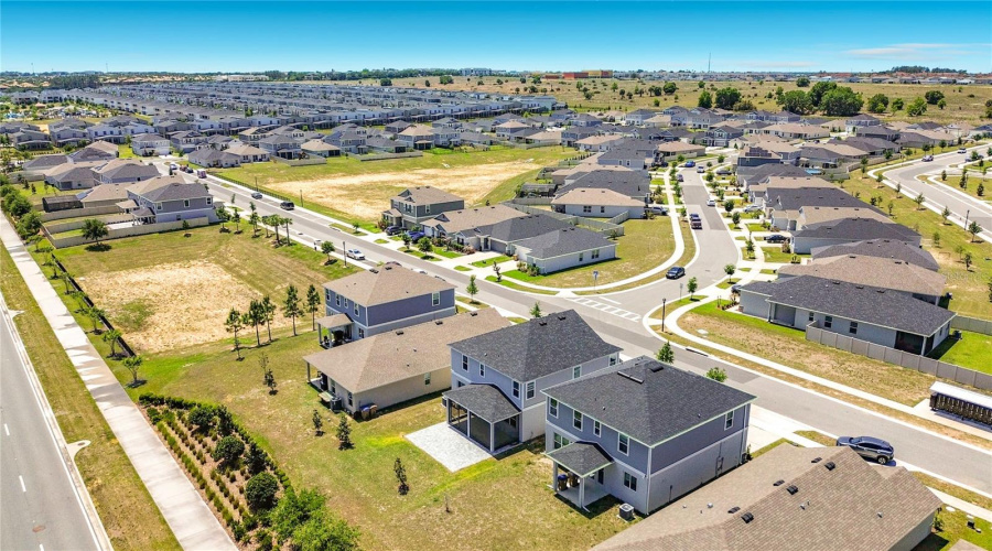 3.7 miles from world-class Champions Gate golf course designed by Greg Norman