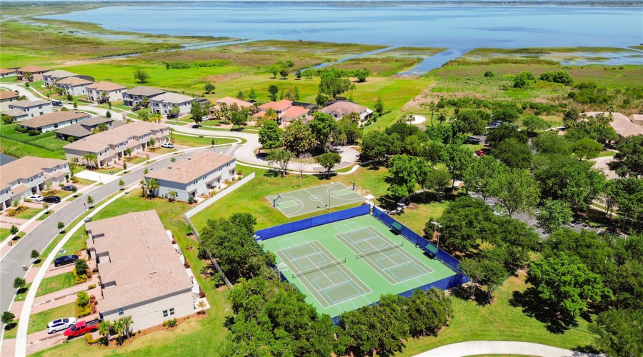 KISSIMMEE, Florida 34746, 3 Bedrooms Bedrooms, ,2 BathroomsBathrooms,Residential,For Sale,GOLDEN KNOT,0,MFRS5147803