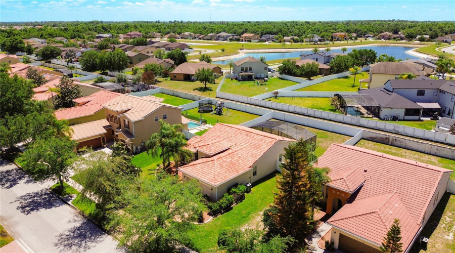 KISSIMMEE, Florida 34746, 3 Bedrooms Bedrooms, ,2 BathroomsBathrooms,Residential,For Sale,GOLDEN KNOT,0,MFRS5147803