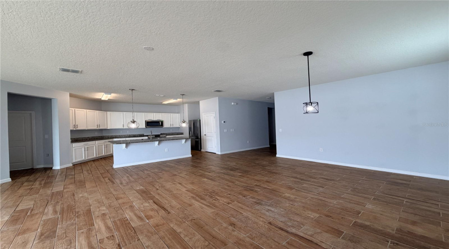 DAVENPORT, Florida 33897, 4 Bedrooms Bedrooms, ,2 BathroomsBathrooms,Residential,For Sale,BISCOTTO,0,MFRS5148183