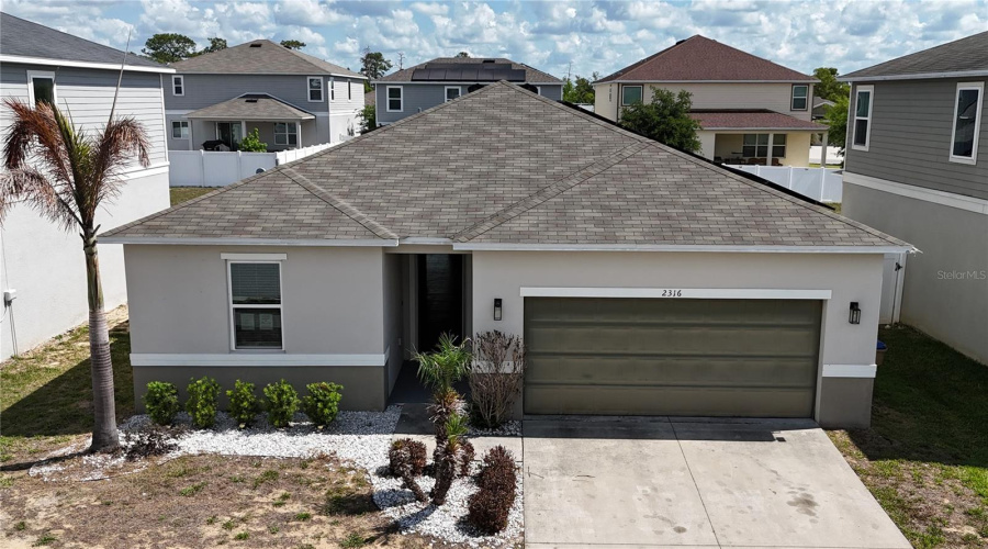 DAVENPORT, Florida 33897, 4 Bedrooms Bedrooms, ,2 BathroomsBathrooms,Residential,For Sale,BISCOTTO,0,MFRS5148183