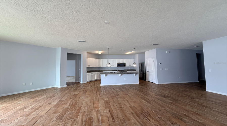 DAVENPORT, Florida 33897, 4 Bedrooms Bedrooms, ,2 BathroomsBathrooms,Residential,For Sale,BISCOTTO,0,MFRS5148183