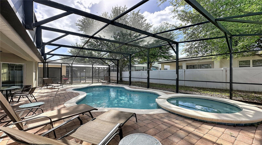 DAVENPORT, Florida 33896, 4 Bedrooms Bedrooms, ,3 BathroomsBathrooms,Residential,For Sale,YORKSHIRE,0,MFRS5145933