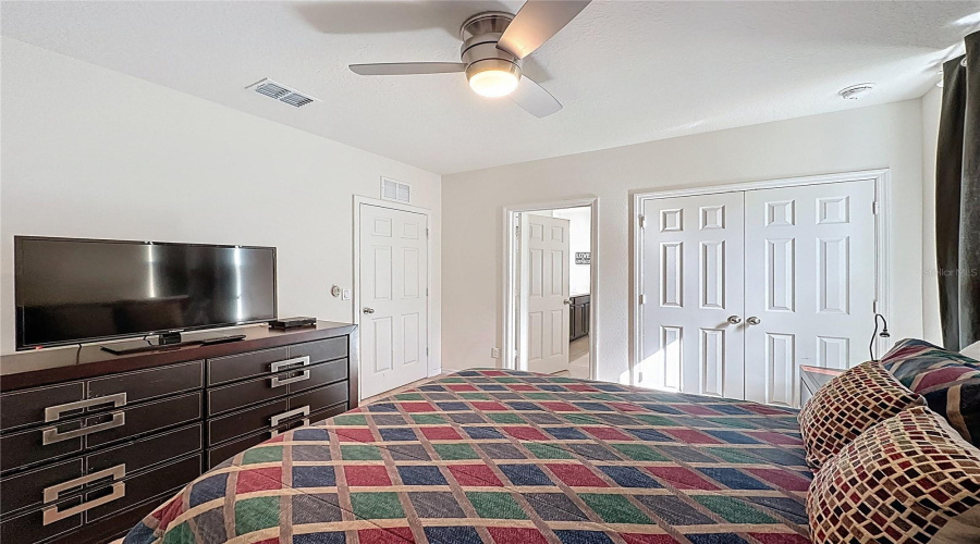 DAVENPORT, Florida 33896, 4 Bedrooms Bedrooms, ,3 BathroomsBathrooms,Residential,For Sale,YORKSHIRE,0,MFRS5145933