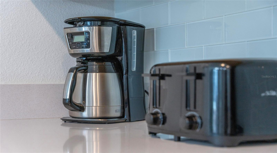 KISSIMMEE, Florida 34746, 4 Bedrooms Bedrooms, ,3 BathroomsBathrooms,Residential,For Sale,PARAGRAPH,0,MFRS5130372