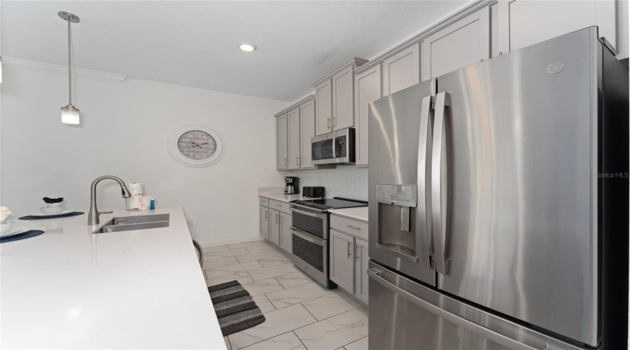 KISSIMMEE, Florida 34746, 4 Bedrooms Bedrooms, ,3 BathroomsBathrooms,Residential,For Sale,PARAGRAPH,0,MFRS5130372