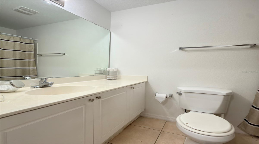 KISSIMMEE, Florida 34746, 4 Bedrooms Bedrooms, ,3 BathroomsBathrooms,Residential,For Sale,CLUB CORTILE,0,MFRO6400476