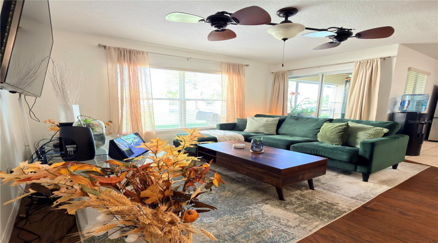 KISSIMMEE, Florida 34746, 4 Bedrooms Bedrooms, ,3 BathroomsBathrooms,Residential,For Sale,CLUB CORTILE,0,MFRO6400476