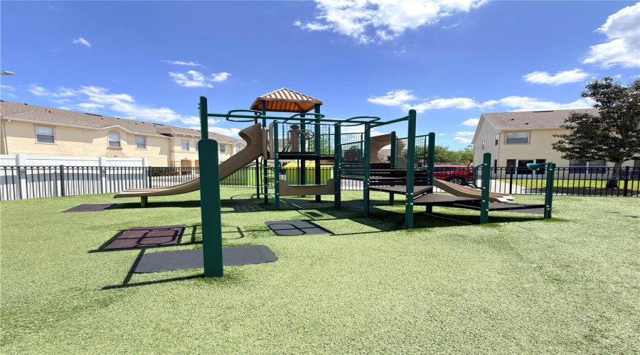 KISSIMMEE, Florida 34746, 4 Bedrooms Bedrooms, ,3 BathroomsBathrooms,Residential,For Sale,CLUB CORTILE,0,MFRO6400476