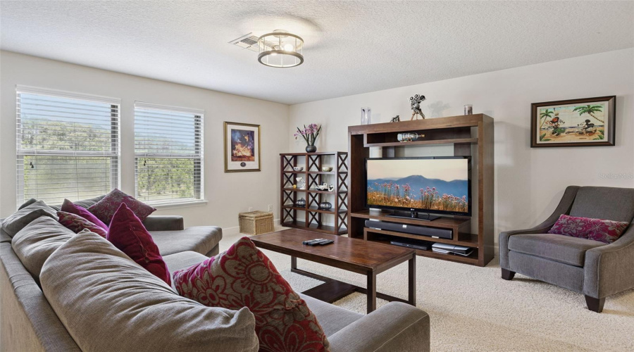 ORLANDO, Florida 32836, 5 Bedrooms Bedrooms, ,4 BathroomsBathrooms,Residential,For Sale,ROYAL ESTATES,0,MFRO6399305