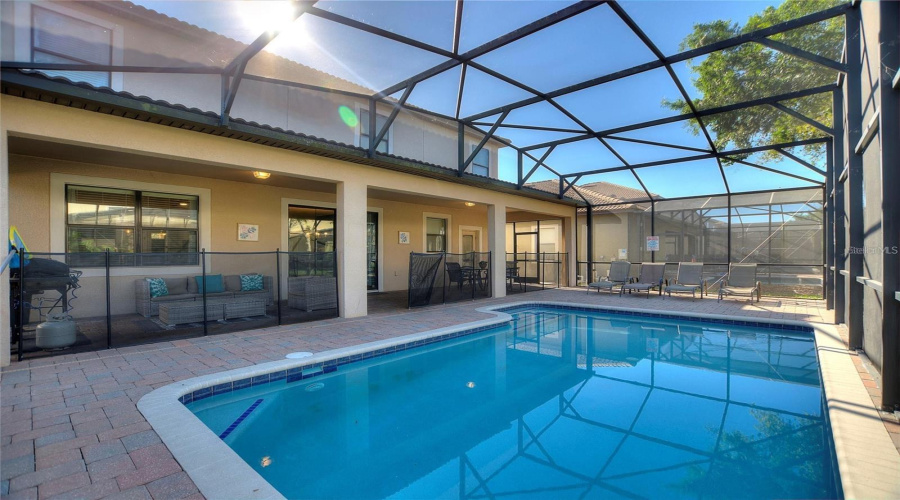 DAVENPORT, Florida 33896, 7 Bedrooms Bedrooms, ,5 BathroomsBathrooms,Residential,For Sale,MYRTLEWOOD,0,MFRO6400660