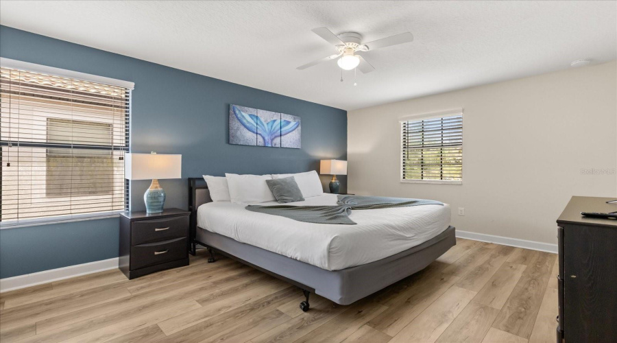 DAVENPORT, Florida 33896, 7 Bedrooms Bedrooms, ,5 BathroomsBathrooms,Residential,For Sale,MYRTLEWOOD,0,MFRO6400660