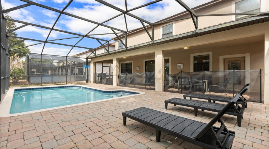 DAVENPORT, Florida 33896, 7 Bedrooms Bedrooms, ,5 BathroomsBathrooms,Residential,For Sale,MYRTLEWOOD,0,MFRO6400660
