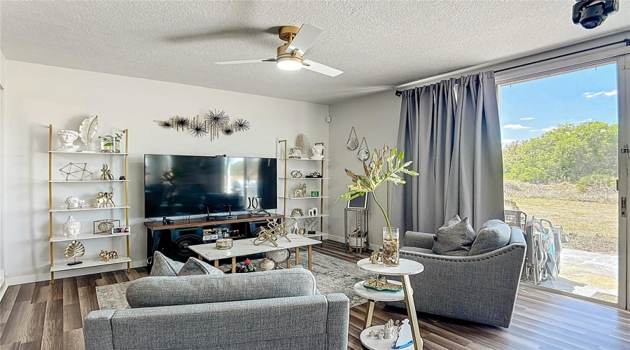 DAVENPORT, Florida 33897, 4 Bedrooms Bedrooms, ,3 BathroomsBathrooms,Residential,For Sale,ORCHID,0,MFRO6400413