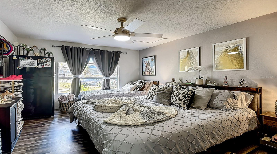 Guest Bedroom #1 Located o the First Floor