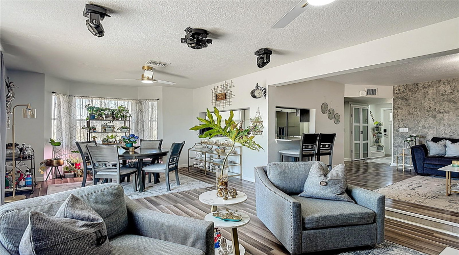 DAVENPORT, Florida 33897, 4 Bedrooms Bedrooms, ,3 BathroomsBathrooms,Residential,For Sale,ORCHID,0,MFRO6400413