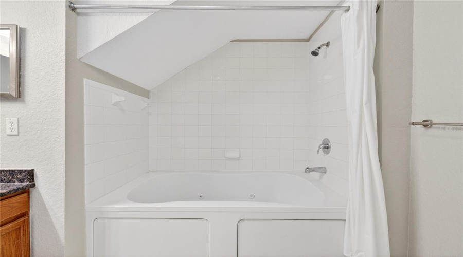 KISSIMMEE, Florida 34746, 3 Bedrooms Bedrooms, ,2 BathroomsBathrooms,Residential,For Sale,LODI,0,MFRO6398705