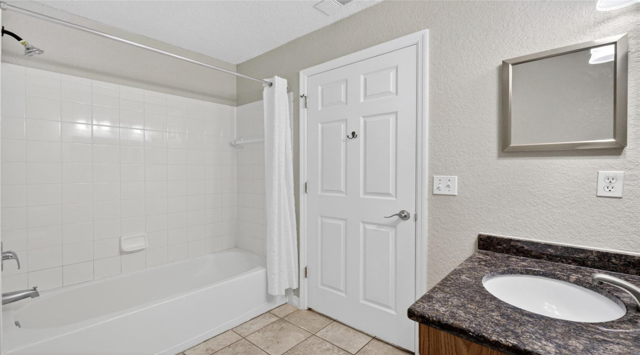 KISSIMMEE, Florida 34746, 3 Bedrooms Bedrooms, ,2 BathroomsBathrooms,Residential,For Sale,LODI,0,MFRO6398705