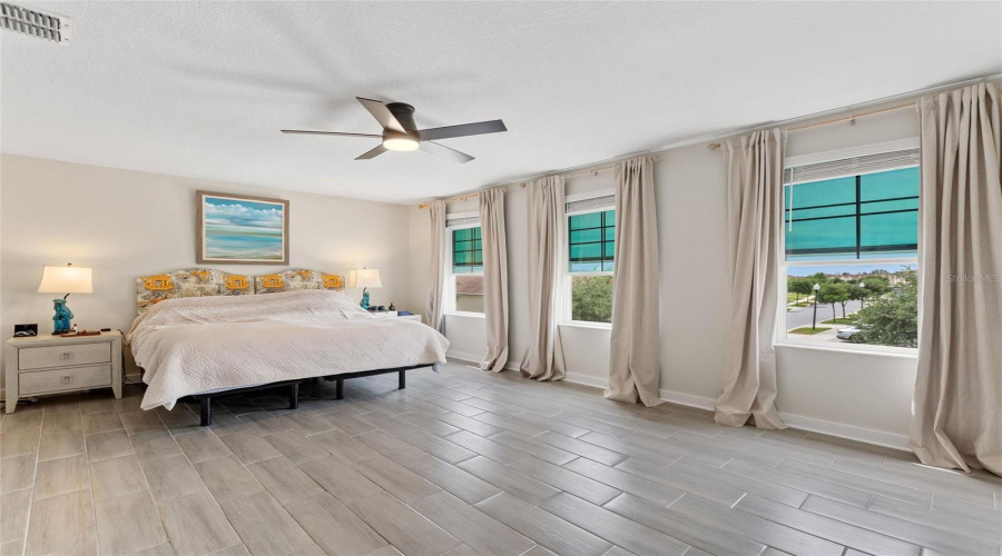 DAVENPORT, Florida 33896, 3 Bedrooms Bedrooms, ,2 BathroomsBathrooms,Residential,For Sale,FLUFFY LIE,0,MFRS5148212