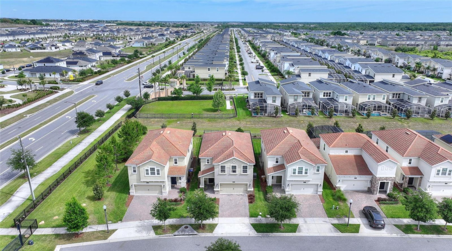 DAVENPORT, Florida 33896, 3 Bedrooms Bedrooms, ,2 BathroomsBathrooms,Residential,For Sale,FLUFFY LIE,0,MFRS5148212