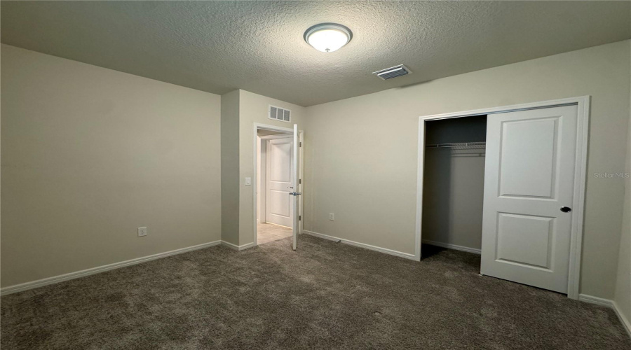 DAVENPORT, Florida 33896, 4 Bedrooms Bedrooms, ,3 BathroomsBathrooms,Residential,For Sale,CHARMING AVE,0,MFRO6400556