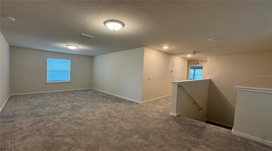 DAVENPORT, Florida 33896, 4 Bedrooms Bedrooms, ,3 BathroomsBathrooms,Residential,For Sale,CHARMING AVE,0,MFRO6400556