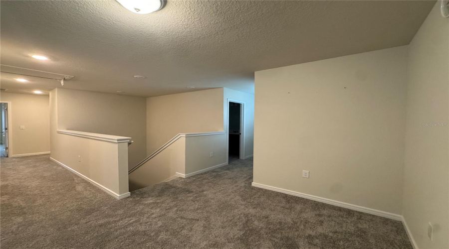 DAVENPORT, Florida 33896, 4 Bedrooms Bedrooms, ,3 BathroomsBathrooms,Residential,For Sale,CHARMING AVE,0,MFRO6400556