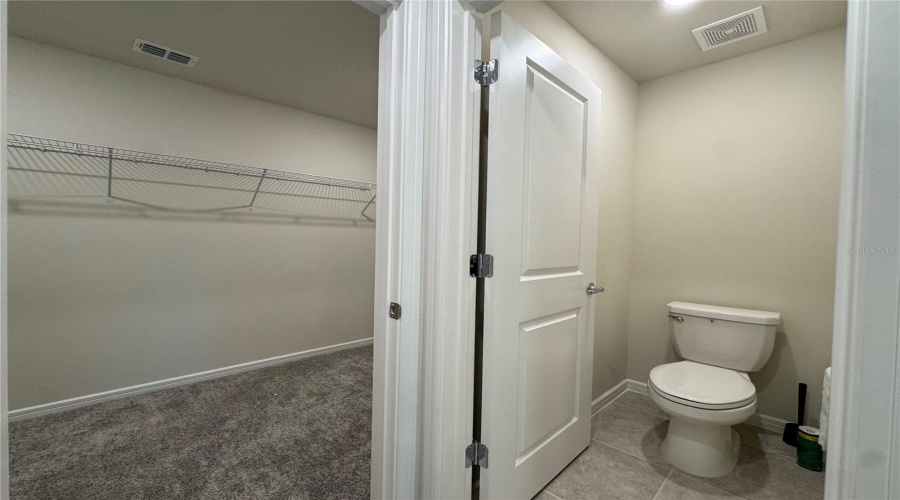 DAVENPORT, Florida 33896, 4 Bedrooms Bedrooms, ,3 BathroomsBathrooms,Residential,For Sale,CHARMING AVE,0,MFRO6400556