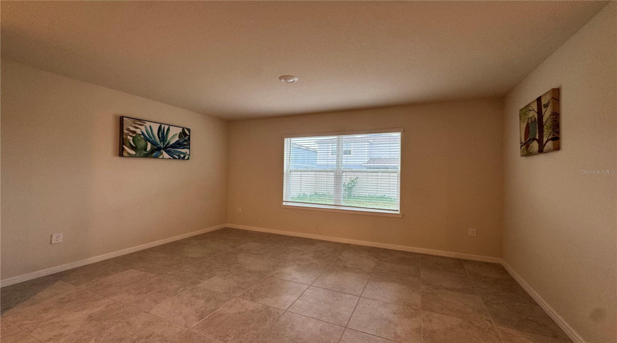 DAVENPORT, Florida 33896, 4 Bedrooms Bedrooms, ,3 BathroomsBathrooms,Residential,For Sale,CHARMING AVE,0,MFRO6400556