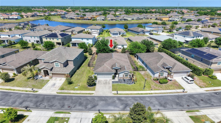 DAVENPORT, Florida 33837, 4 Bedrooms Bedrooms, ,3 BathroomsBathrooms,Residential,For Sale,CORTLAND,0,MFRL4961107