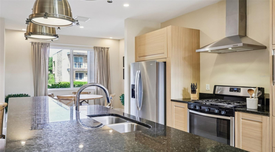 KISSIMMEE, Florida 34747, 4 Bedrooms Bedrooms, ,4 BathroomsBathrooms,Residential,For Sale,BRASILIA,0,MFRO6398263