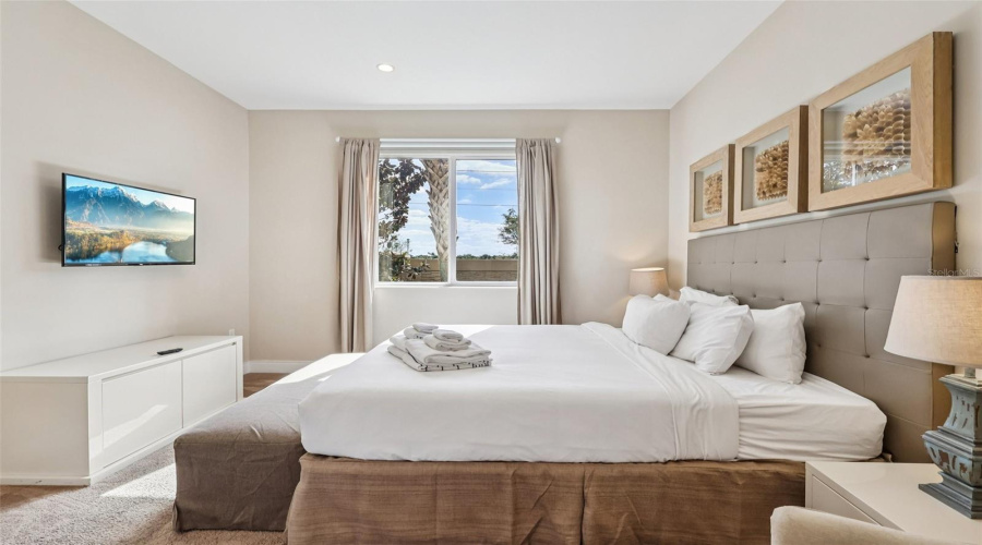 KISSIMMEE, Florida 34747, 4 Bedrooms Bedrooms, ,4 BathroomsBathrooms,Residential,For Sale,BRASILIA,0,MFRO6398263