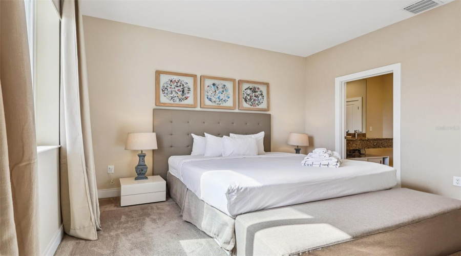 KISSIMMEE, Florida 34747, 4 Bedrooms Bedrooms, ,4 BathroomsBathrooms,Residential,For Sale,BRASILIA,0,MFRO6398263