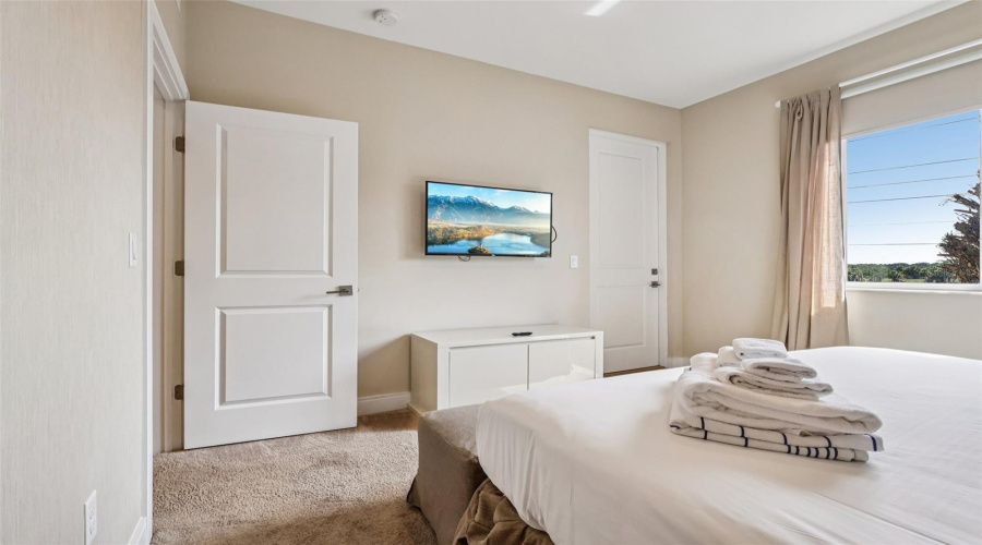 KISSIMMEE, Florida 34747, 4 Bedrooms Bedrooms, ,4 BathroomsBathrooms,Residential,For Sale,BRASILIA,0,MFRO6398263