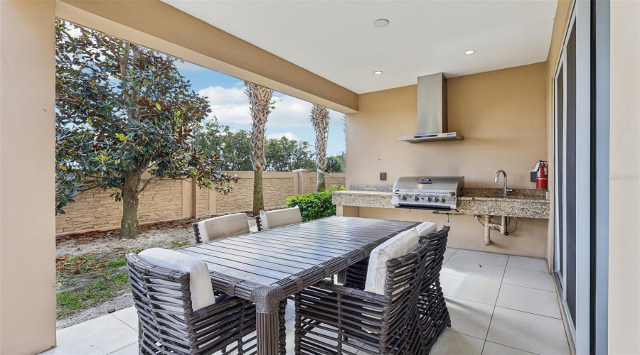 KISSIMMEE, Florida 34747, 4 Bedrooms Bedrooms, ,4 BathroomsBathrooms,Residential,For Sale,BRASILIA,0,MFRO6398263