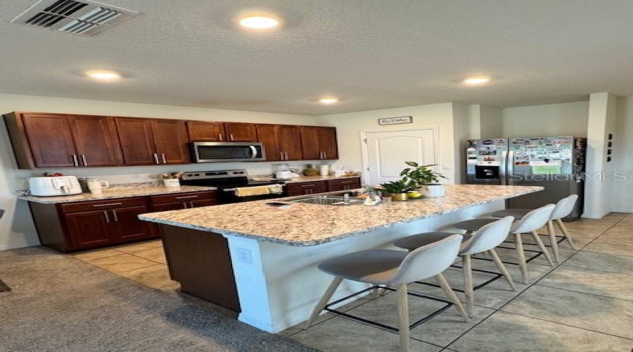 DAVENPORT, Florida 33837, 3 Bedrooms Bedrooms, ,2 BathroomsBathrooms,Residential,For Sale,COOL SUMMER,0,MFRS5147759