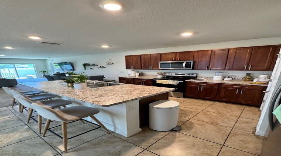 DAVENPORT, Florida 33837, 3 Bedrooms Bedrooms, ,2 BathroomsBathrooms,Residential,For Sale,COOL SUMMER,0,MFRS5147759