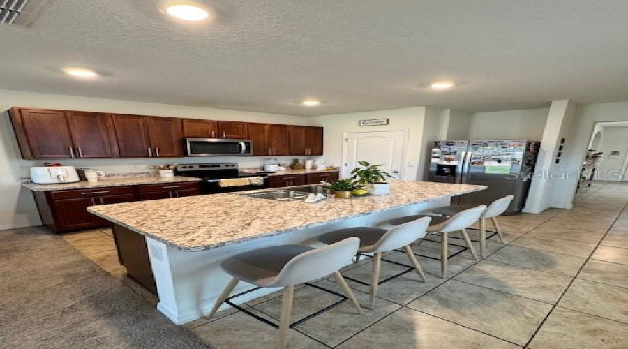 DAVENPORT, Florida 33837, 3 Bedrooms Bedrooms, ,2 BathroomsBathrooms,Residential,For Sale,COOL SUMMER,0,MFRS5147759