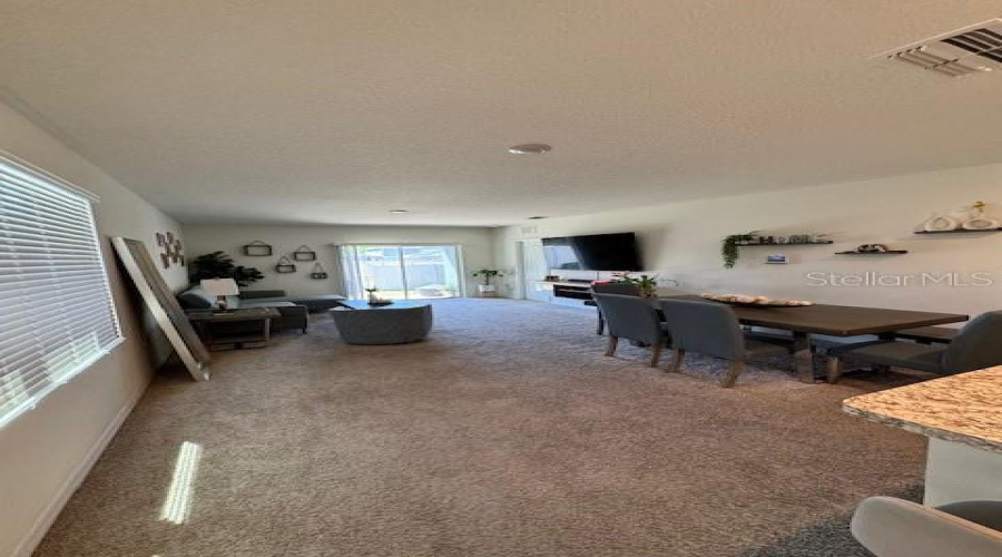 DAVENPORT, Florida 33837, 3 Bedrooms Bedrooms, ,2 BathroomsBathrooms,Residential,For Sale,COOL SUMMER,0,MFRS5147759