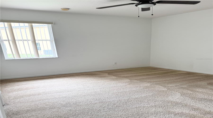 KISSIMMEE, Florida 34746, 4 Bedrooms Bedrooms, ,3 BathroomsBathrooms,Residential,For Sale,MILANO,0,MFRS5148238