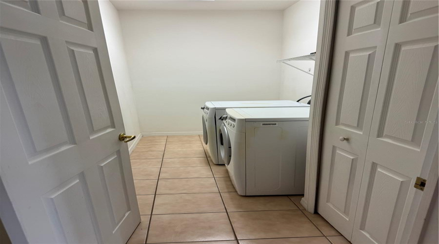 KISSIMMEE, Florida 34746, 4 Bedrooms Bedrooms, ,3 BathroomsBathrooms,Residential,For Sale,MILANO,0,MFRS5148238