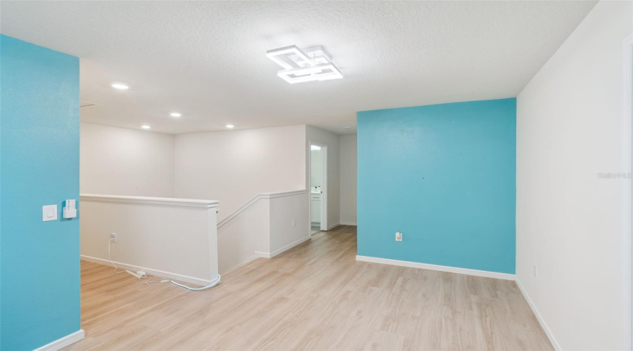 DAVENPORT, Florida 33896, 5 Bedrooms Bedrooms, ,3 BathroomsBathrooms,Residential,For Sale,DELIGHTFUL,0,MFRO6400793