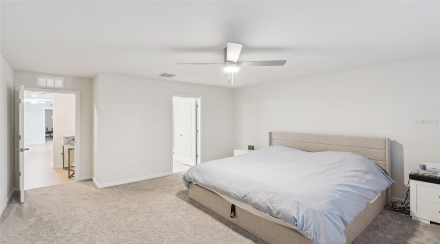 DAVENPORT, Florida 33896, 5 Bedrooms Bedrooms, ,3 BathroomsBathrooms,Residential,For Sale,DELIGHTFUL,0,MFRO6400793