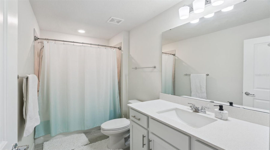 DAVENPORT, Florida 33896, 5 Bedrooms Bedrooms, ,3 BathroomsBathrooms,Residential,For Sale,DELIGHTFUL,0,MFRO6400793