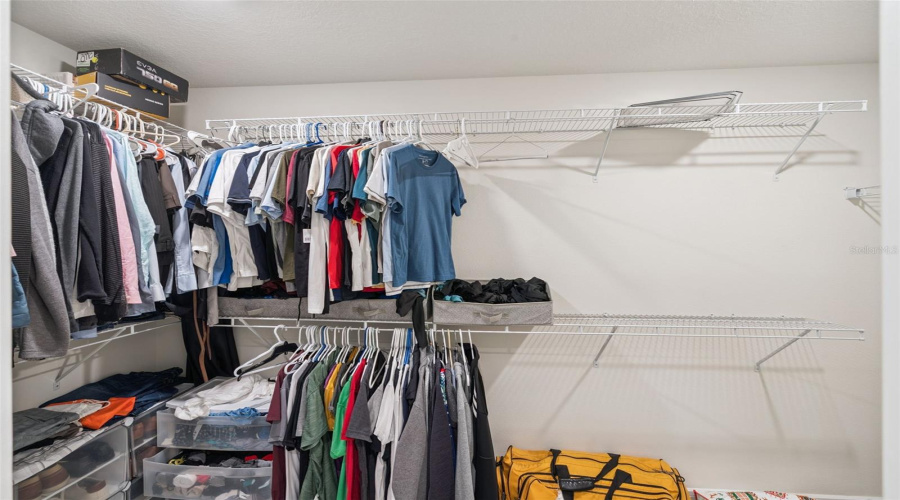 DAVENPORT, Florida 33896, 5 Bedrooms Bedrooms, ,3 BathroomsBathrooms,Residential,For Sale,DELIGHTFUL,0,MFRO6400793