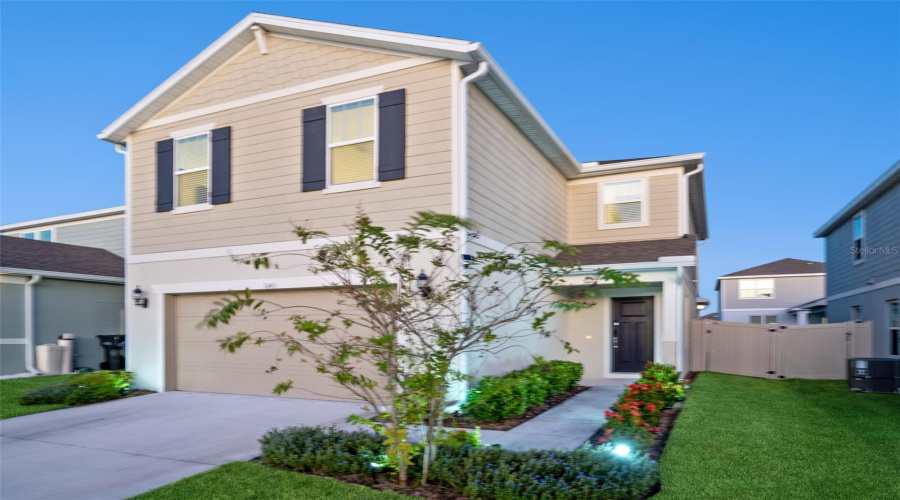 DAVENPORT, Florida 33896, 5 Bedrooms Bedrooms, ,3 BathroomsBathrooms,Residential,For Sale,DELIGHTFUL,0,MFRO6400793